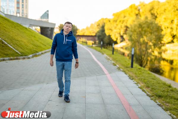 Максим Паршин, сценарист  «Лето вроде бы уже закончилось, но чуть-чуть вернулось». В Екатеринбурге +16 градусов - Фото 2
