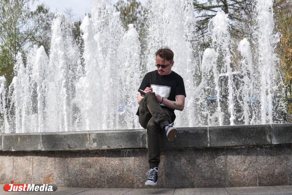 Семен Вяткин, драматург Театра кукол: «Погоды стоят чудные. Лето будет теплым». В Екатеринбурге 29 градусов - Фото 2